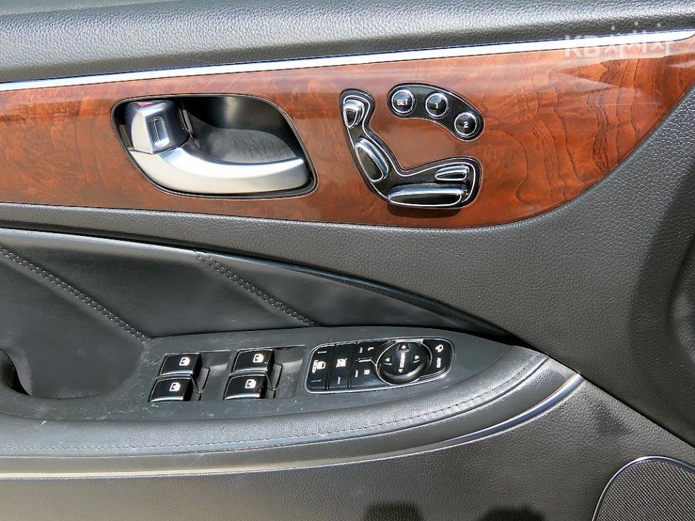 Hyundai Equus — miniaturë 12
