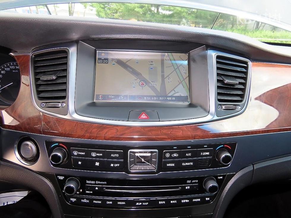 Hyundai Equus — miniaturë 14