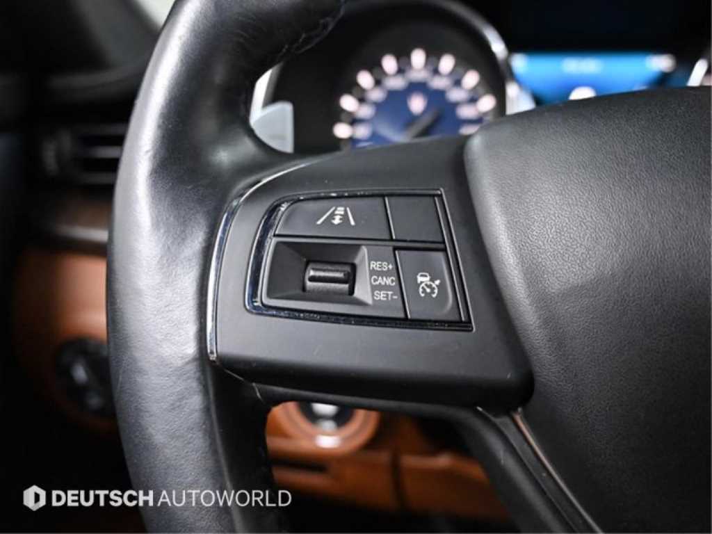 Maserati Quattroporte — miniaturë 18