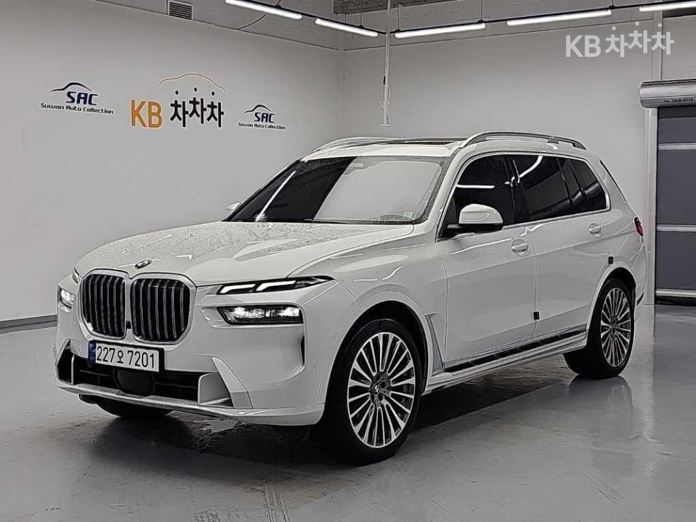 BMW X7