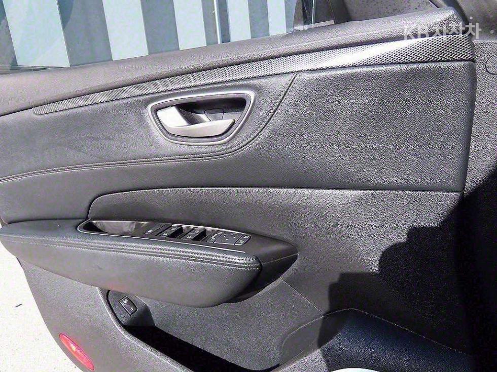 Renault Samsung SM6 — miniaturë 11