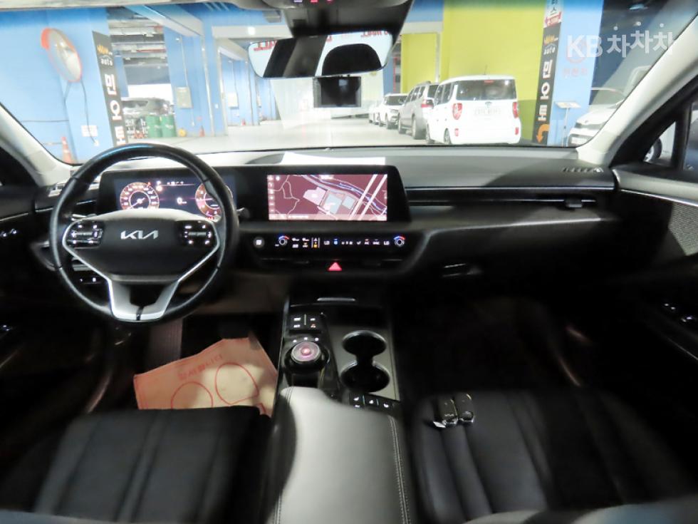 Kia K8 — miniaturë 5
