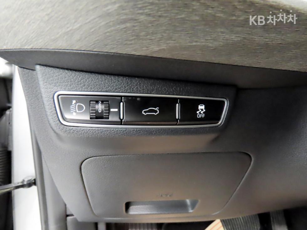 Kia K8 — miniaturë 14