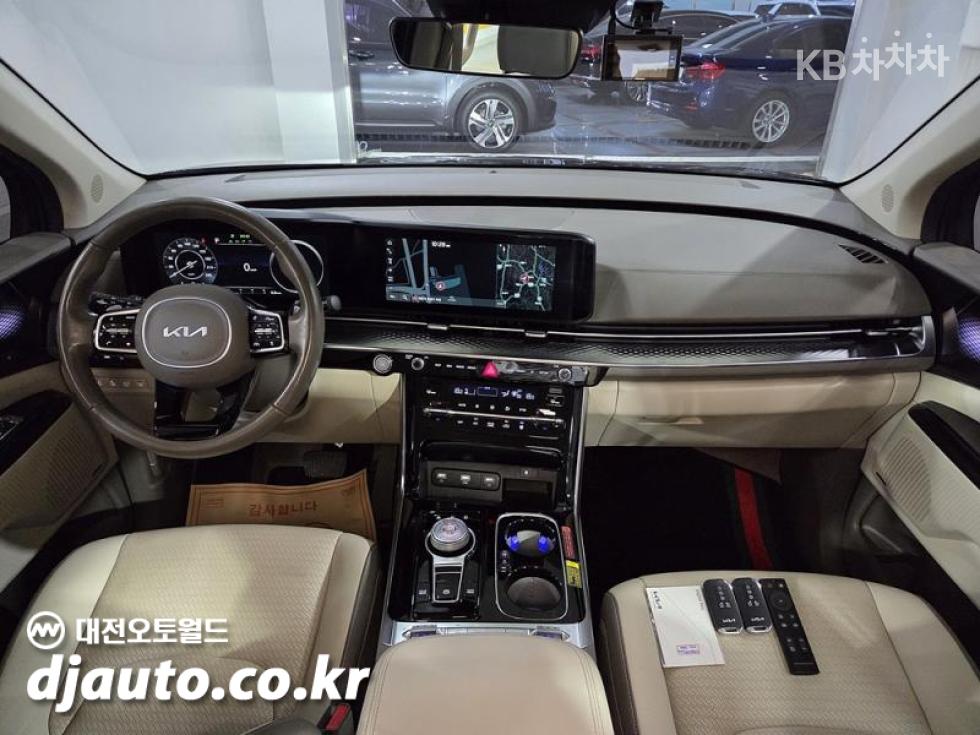 Kia Carnival — miniaturë 6