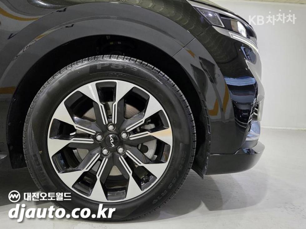 Kia Carnival — miniaturë 20