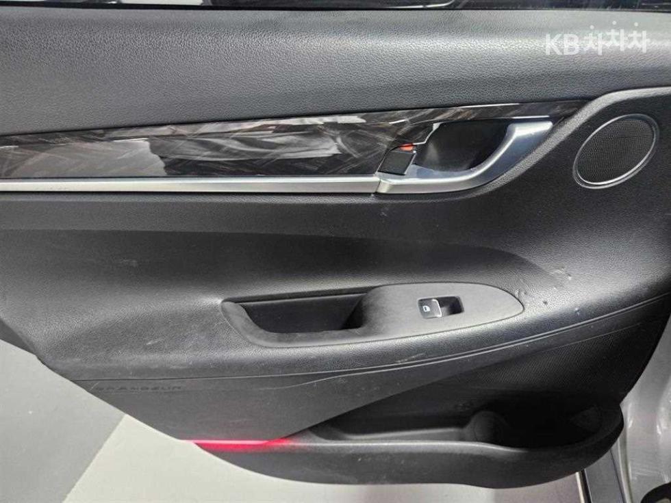 Hyundai Grandeur — miniaturë 12