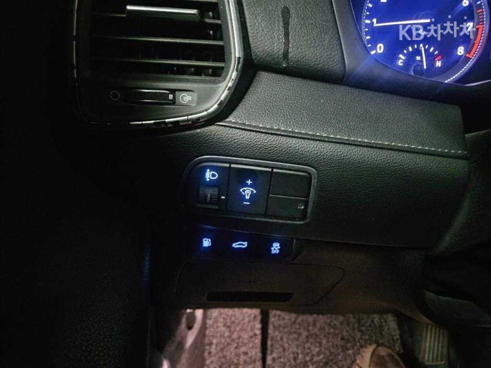 Hyundai Grandeur — miniaturë 16
