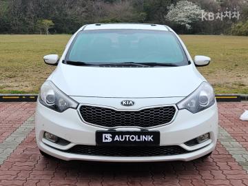Kia K3 trendy — foto 1