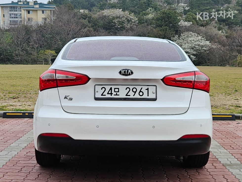 Kia K3 — miniaturë 3