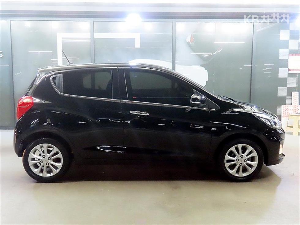 GM Korea Chevrolet Spark BASE MODEL — фото 3