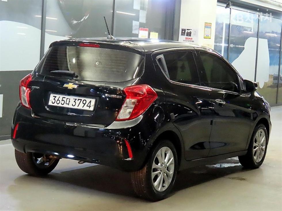 GM Korea Chevrolet Spark BASE MODEL — фото 4