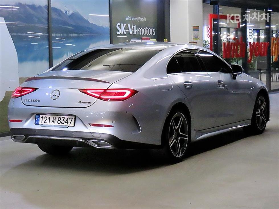 Mercedes-Benz CLS-Class BASE MODEL — фото 4