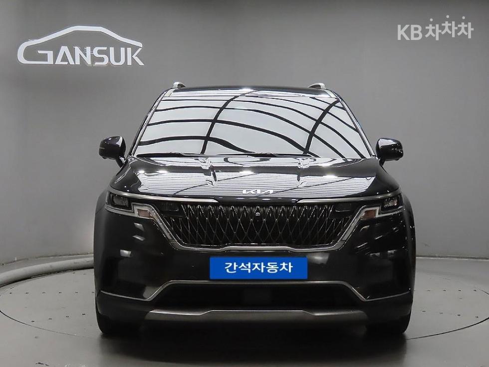 Kia Carnival SIGNATURE — фото 1