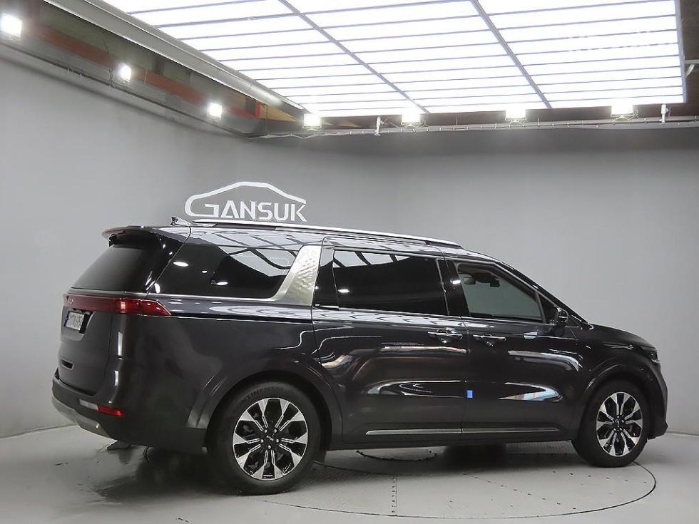 Kia Carnival SIGNATURE — фото 4