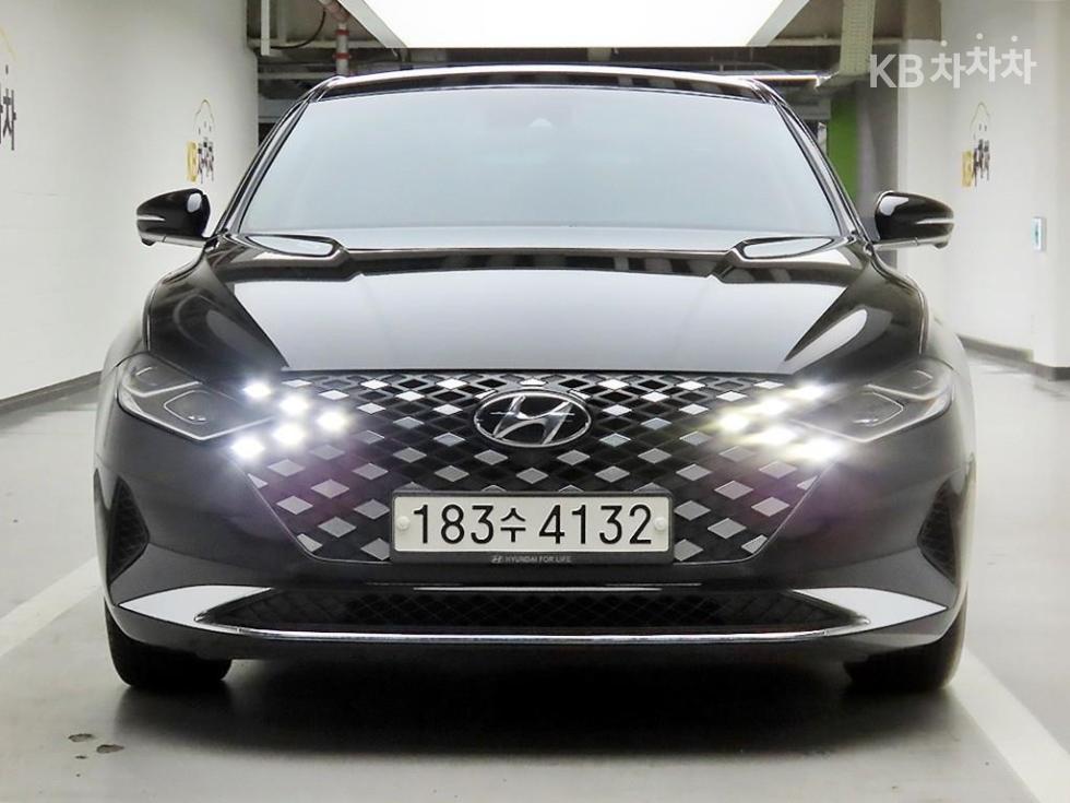 Hyundai Grandeur Premium Choice — фото 1