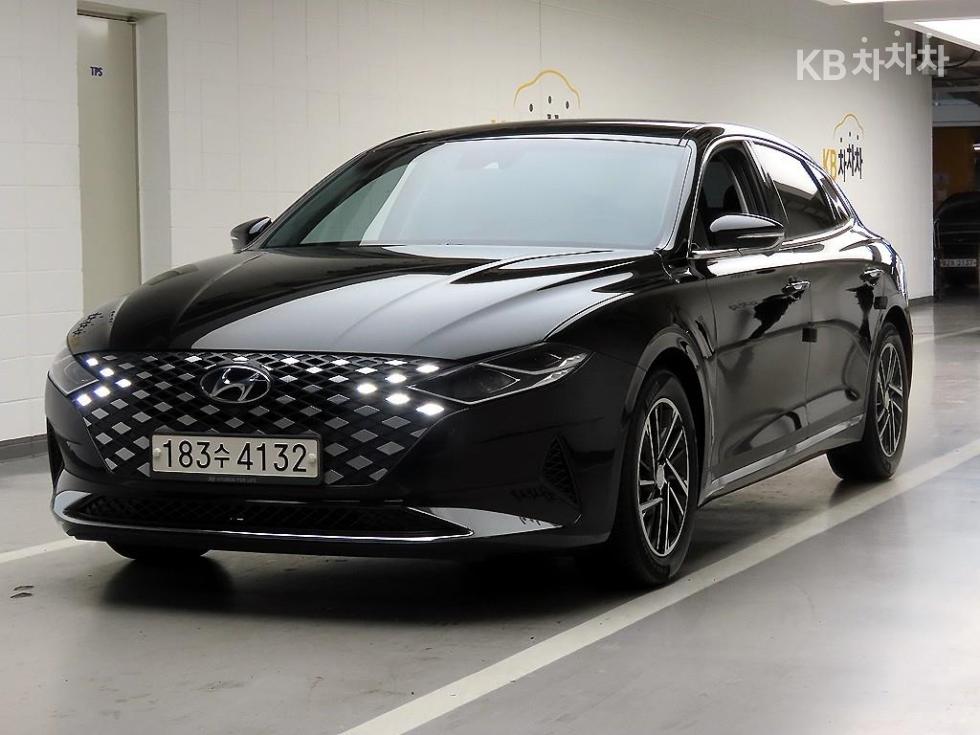 Hyundai Grandeur Premium Choice — фото 2