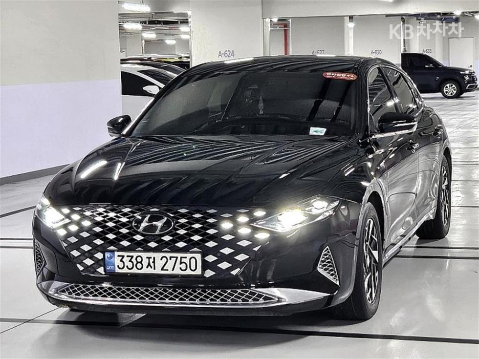Hyundai Grandeur EXCLUSIVE — фото 1