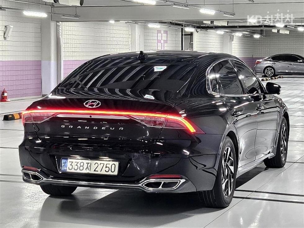 Hyundai Grandeur EXCLUSIVE — фото 3