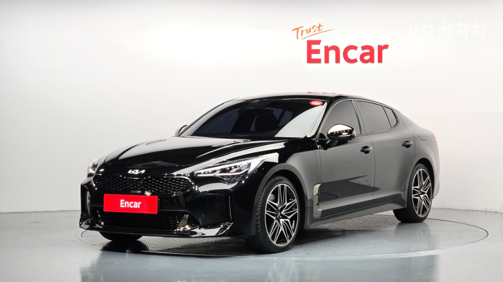 Kia Stinger GT — фото 1
