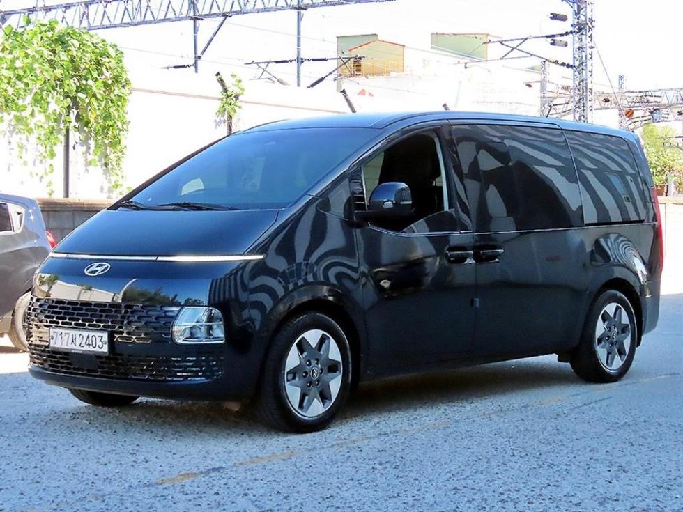 Hyundai Staria — фото 2