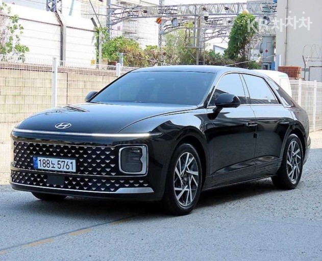 Hyundai Grandeur Premium — фото 2