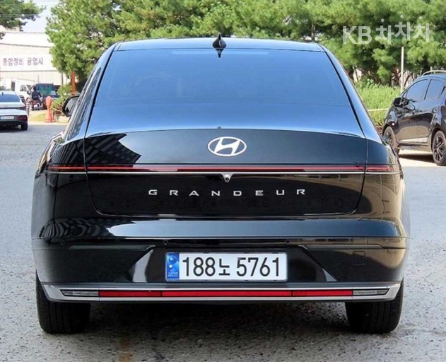 Hyundai Grandeur Premium — фото 4