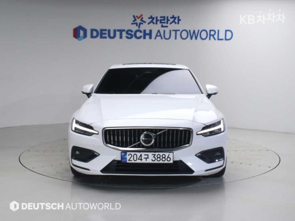 Volvo S60 Inscription — фото 3