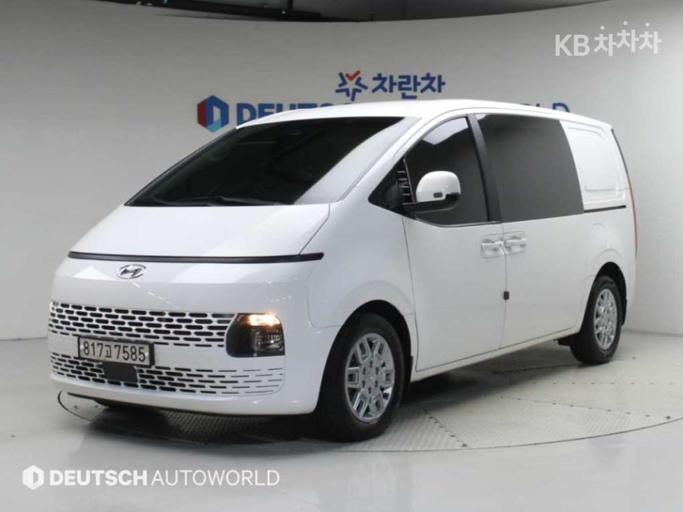Hyundai Staria — фото 1