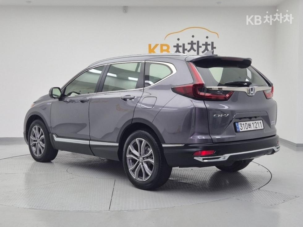 Honda CR-V Touring — фото 3