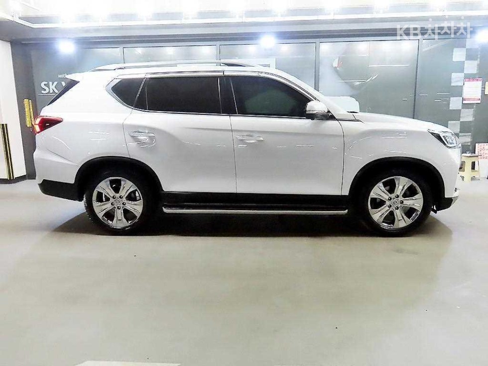 KG Mobility Rexton PRESTIGE — фото 3