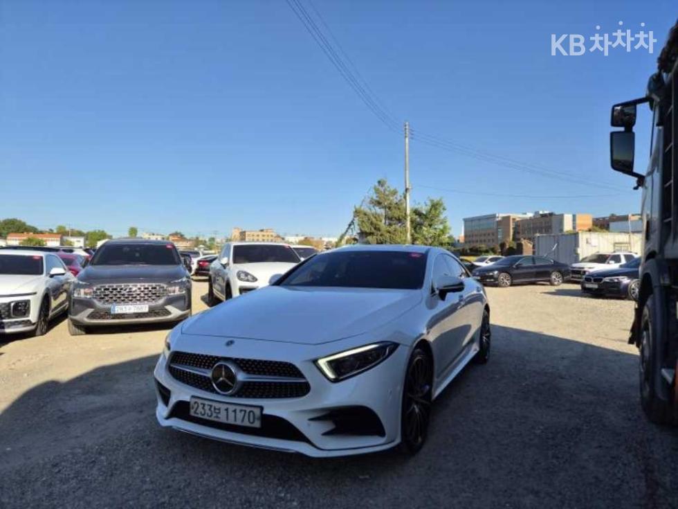 Mercedes-Benz CLS-Class AMG Line — фото 1