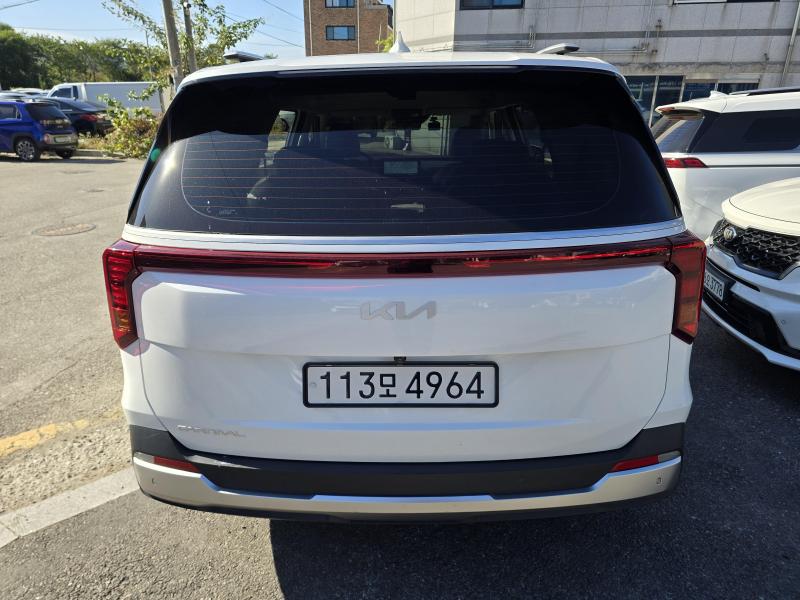 Kia Carnival PRESTIGE — фото 3