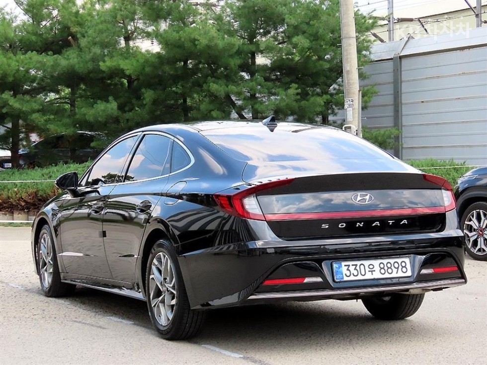 Hyundai Sonata Premium — фото 3