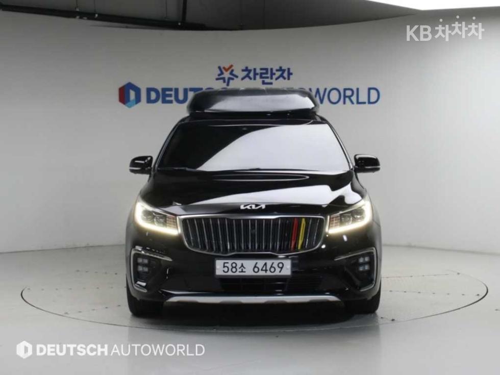 Kia Carnival Noblesse Special — фото 3