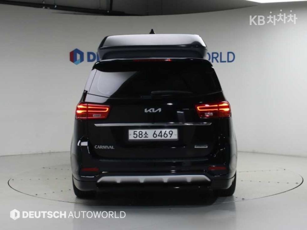 Kia Carnival Noblesse Special — фото 4