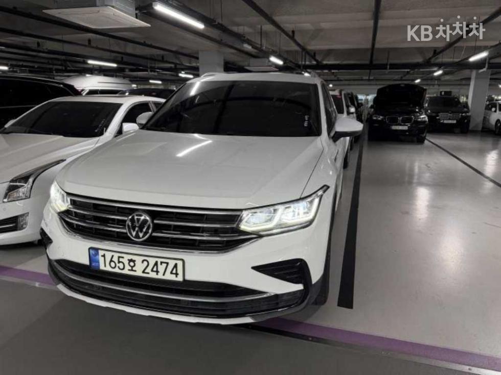 Volkswagen Tiguan Prestige — фото 1