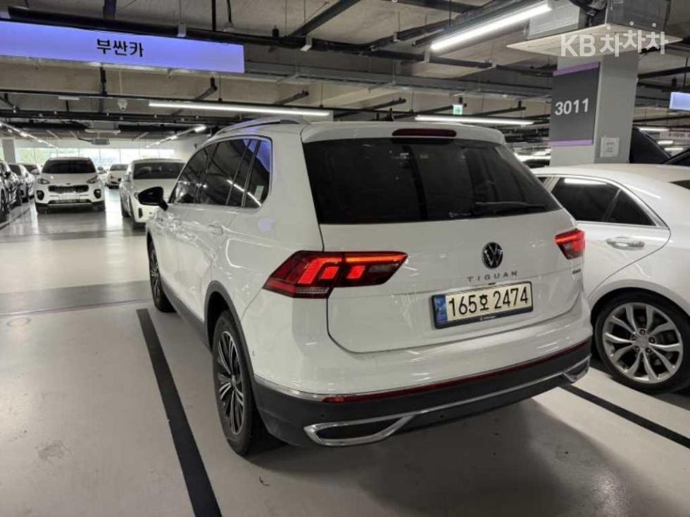 Volkswagen Tiguan Prestige — фото 3
