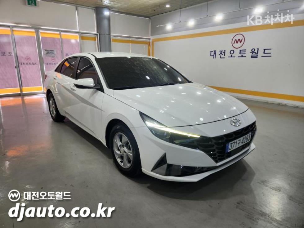 Hyundai Avante — фото 2