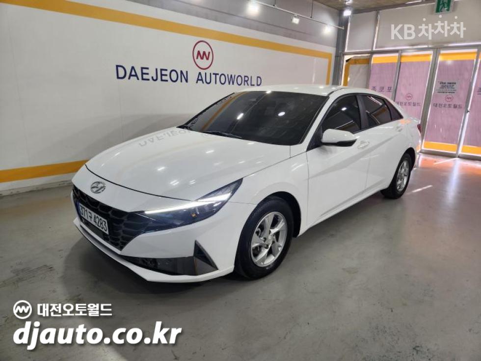 Hyundai Avante — фото 3