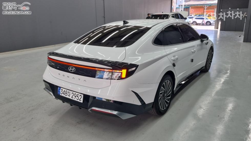 Hyundai Sonata EXCLUSIVE — фото 2