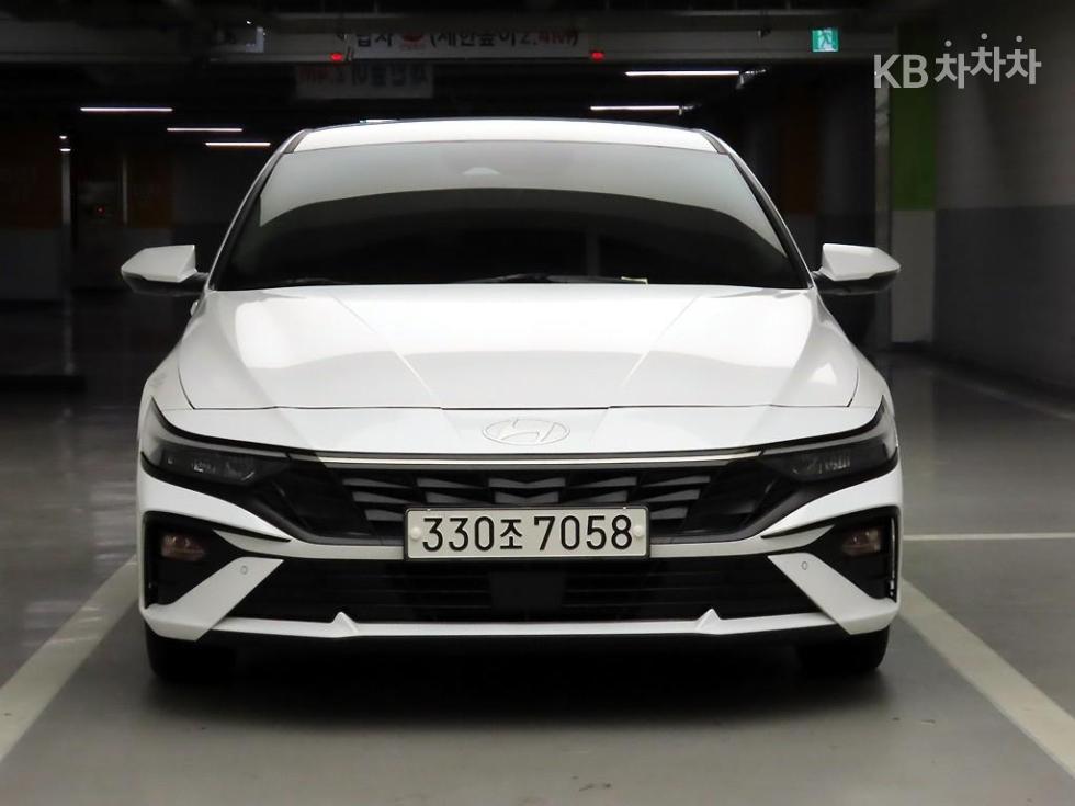 Hyundai Avante Smart — фото 2