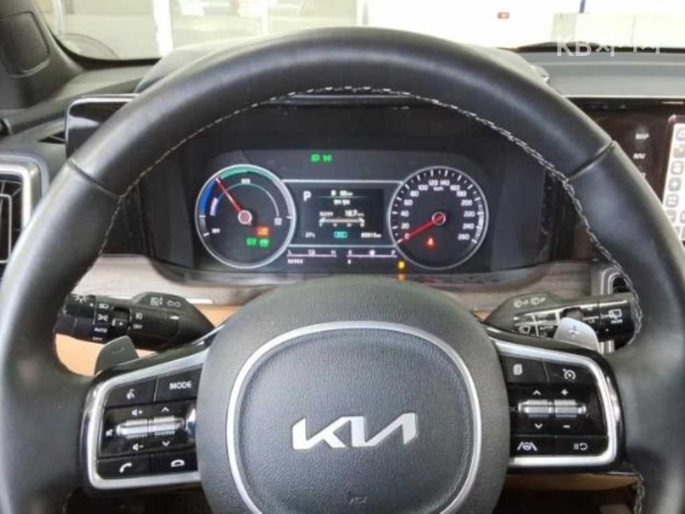Kia Sorento PRESTIGE — фото 4