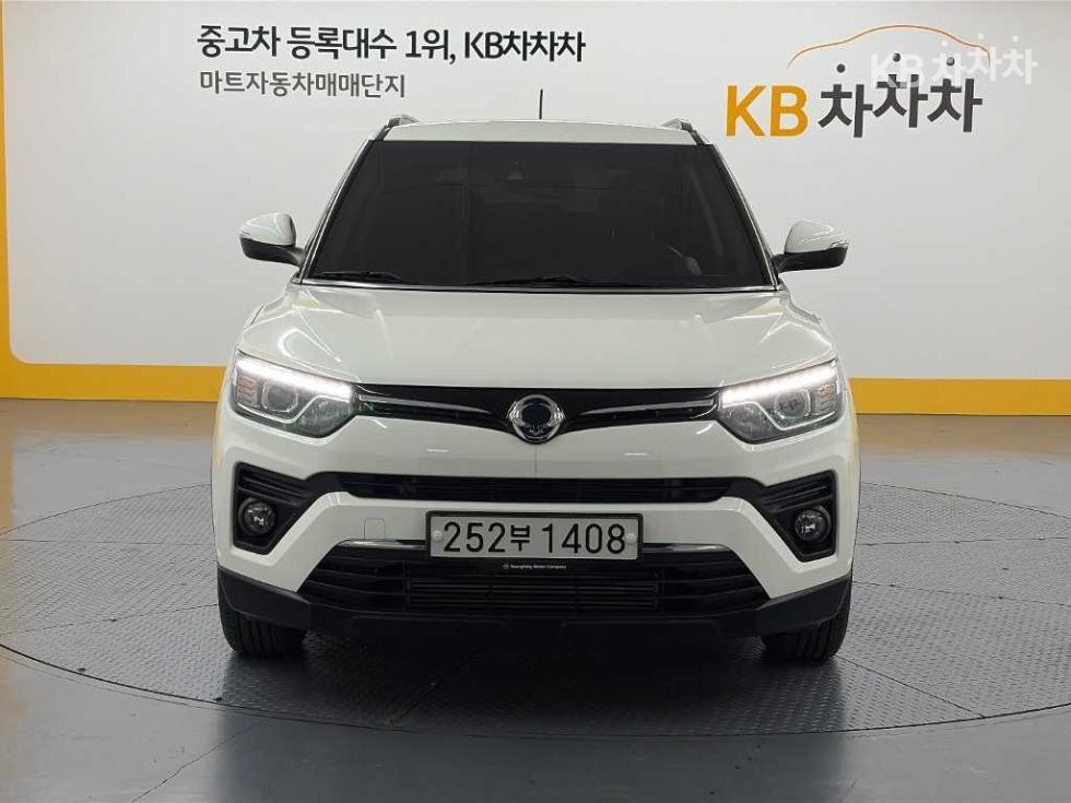 KG Mobility Tivoli BASE MODEL — фото 2