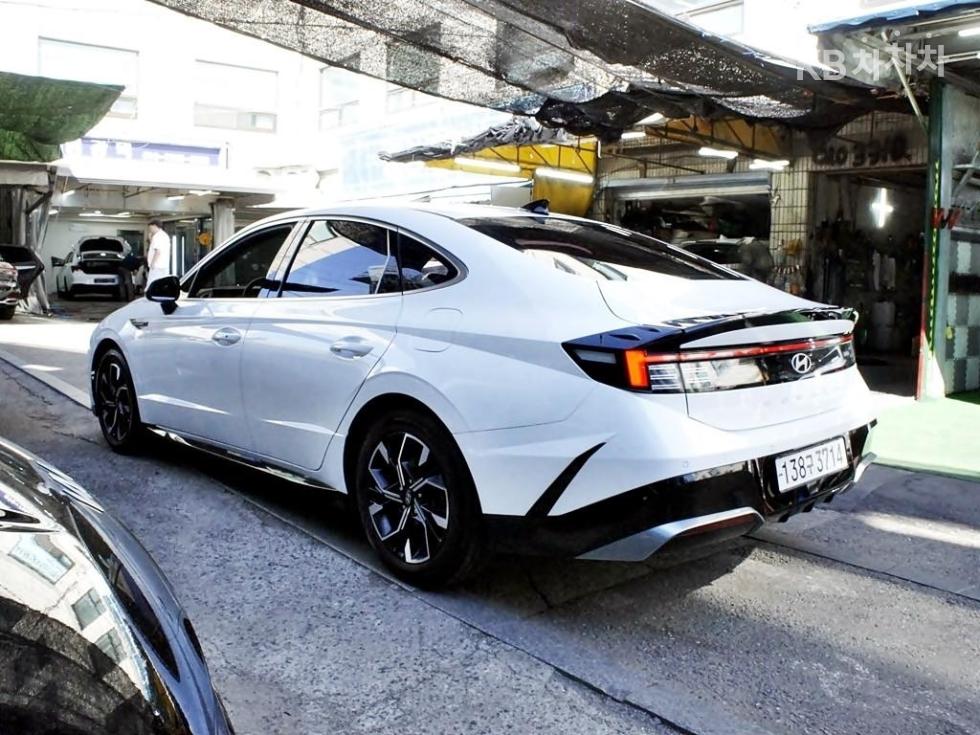 Hyundai Sonata Premium — фото 4