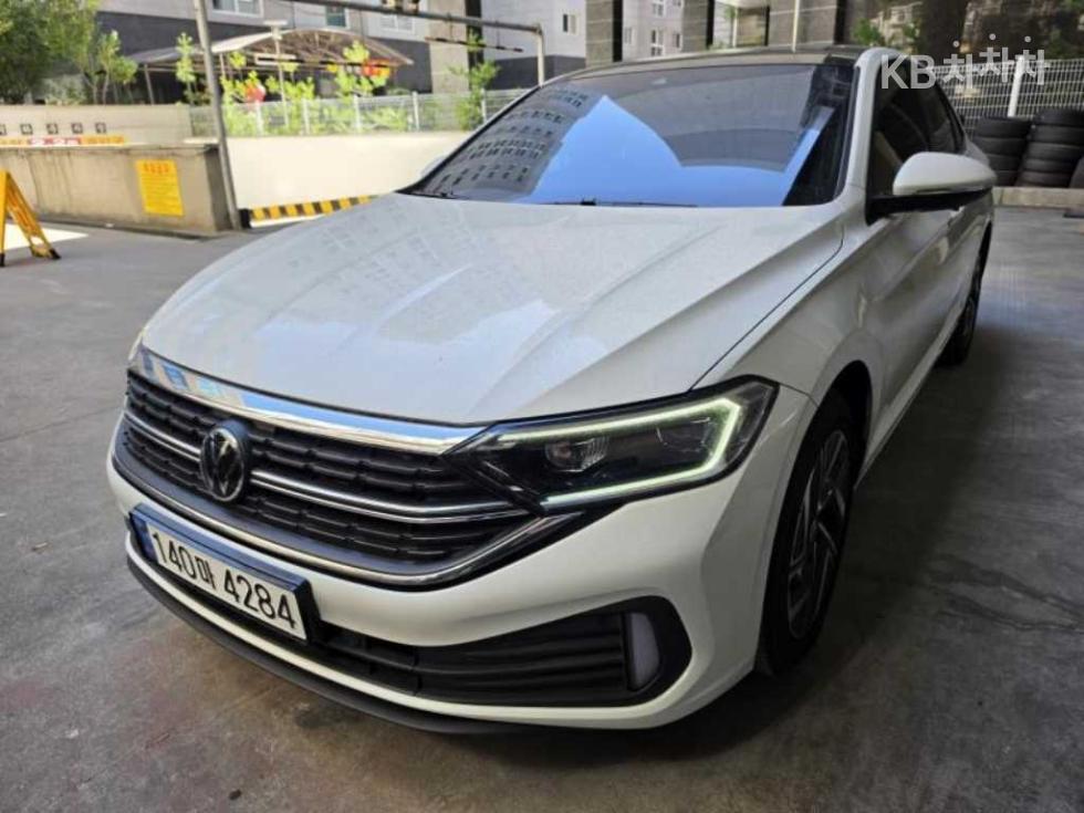 Volkswagen Premium — фото 2