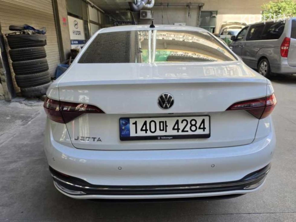 Volkswagen Premium — фото 3
