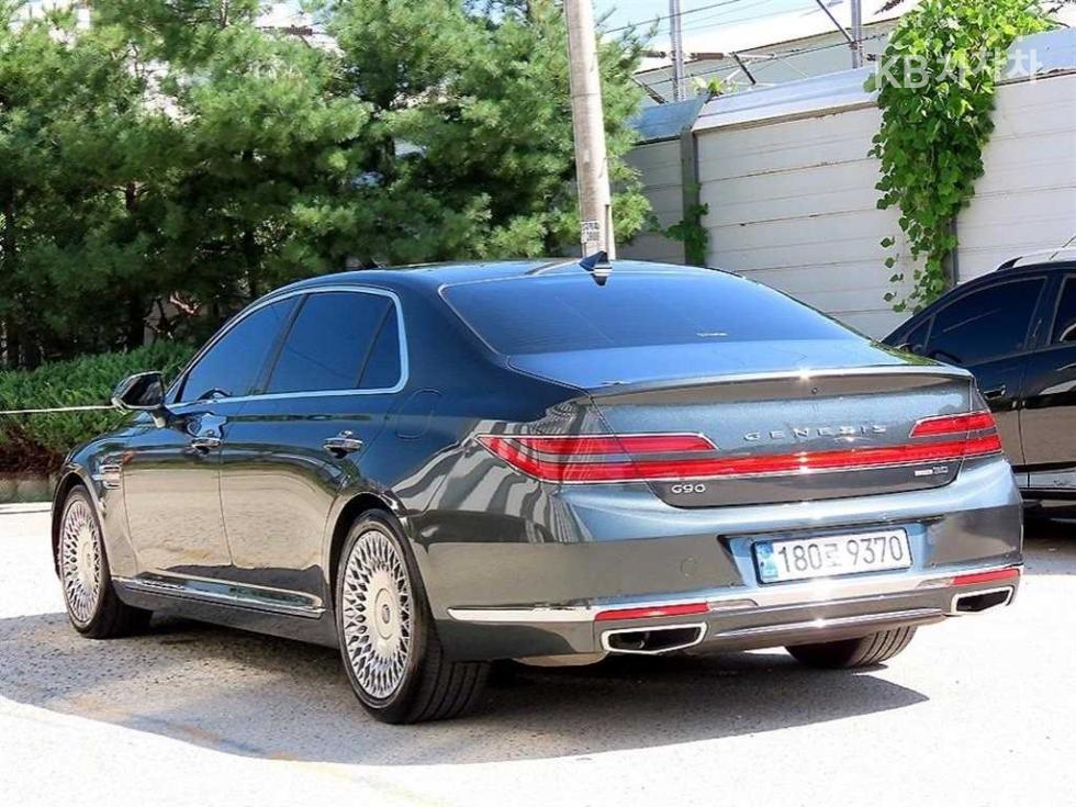 Genesis G90 PRESTIGE — фото 3