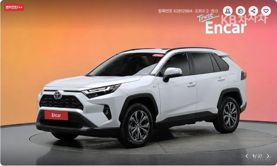 Toyota RAV 4 XLE — фото 2