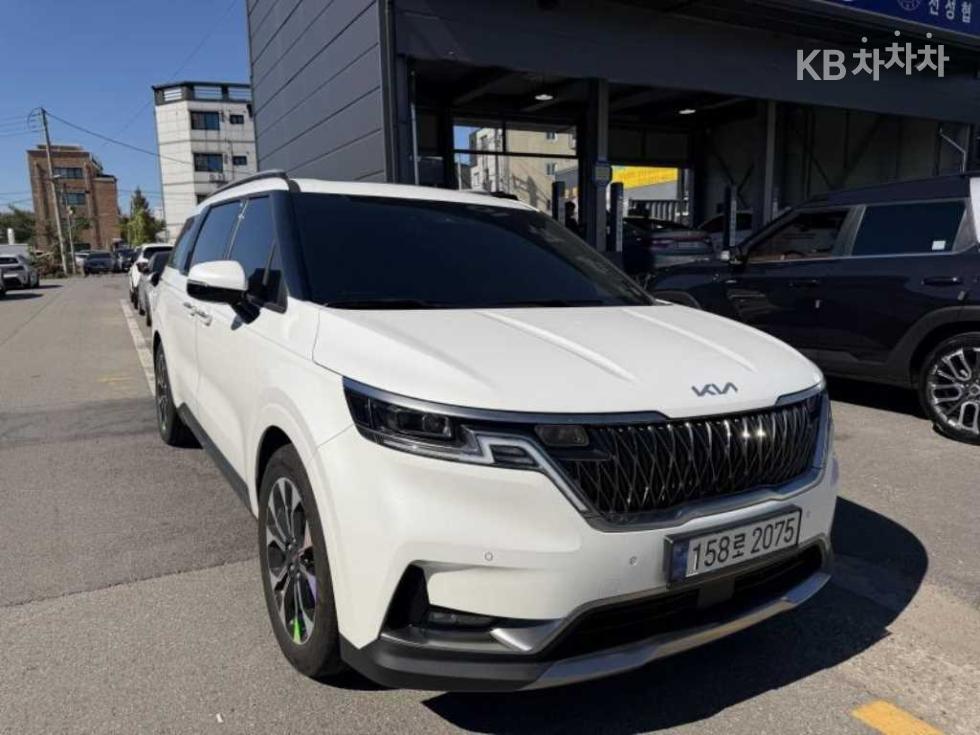 Kia Carnival SIGNATURE — фото 2