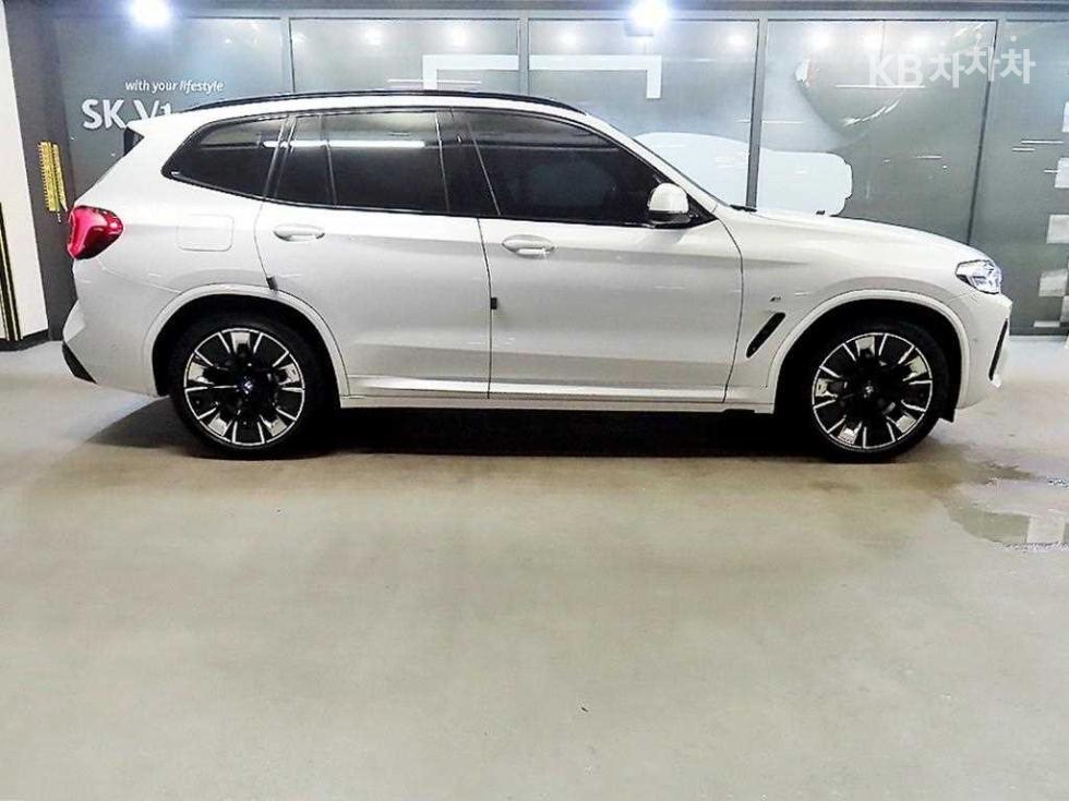 BMW iX3 M Sport Package — фото 3